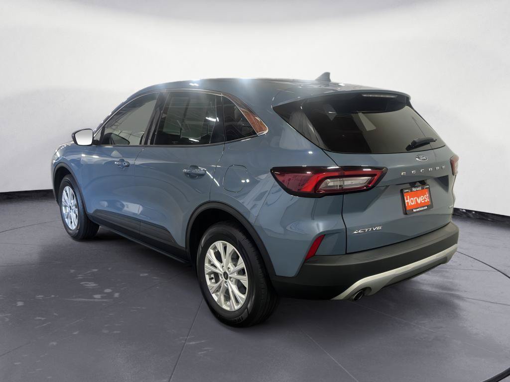 Used 2024 Ford Escape Active AWD/4WD image 8