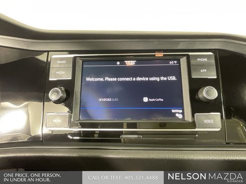 Used 2024 Volkswagen Jetta Sport image 37