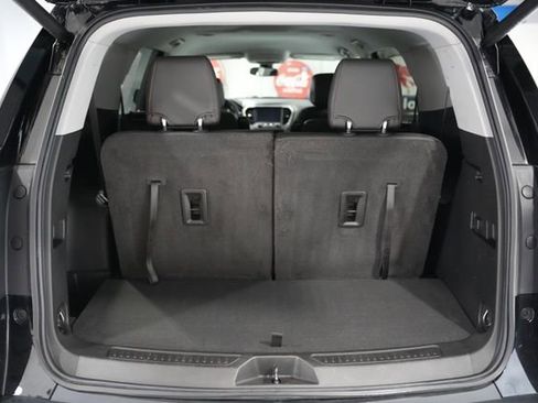 Used 2021 GMC Acadia AT4 w/ LPO, Floor Liner Package AWD/4WD image 9