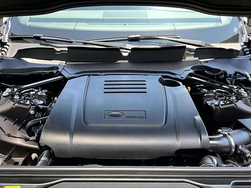 New 2026 Land Rover Discovery Dynamic SE AWD/4WD image 12