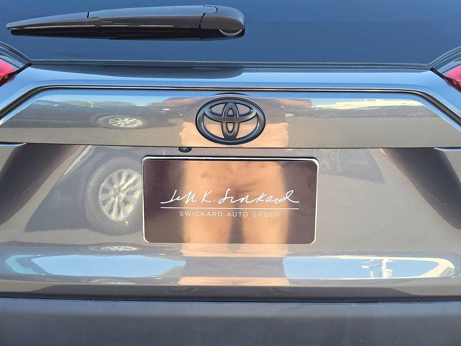 Used 2023 Toyota RAV4 XLE AWD/4WD image 12