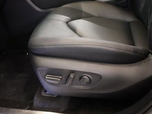 New 2026 Toyota Highlander Platinum image 15