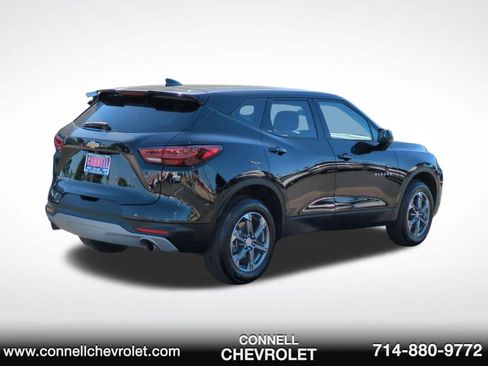 Used 2025 Chevrolet Blazer LT image 5