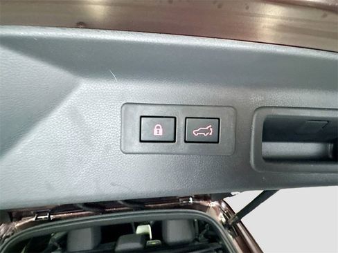 New 2026 Subaru Forester Premium image 25