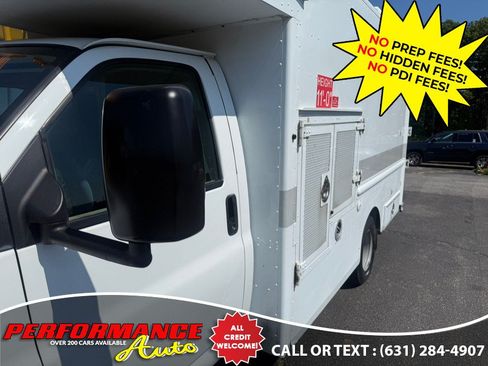 Used 2009 GMC Savana 3500 RWD image 10