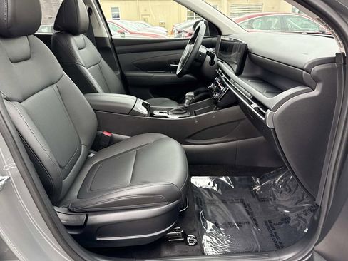 Used 2025 Hyundai Tucson SEL AWD/4WD image 19