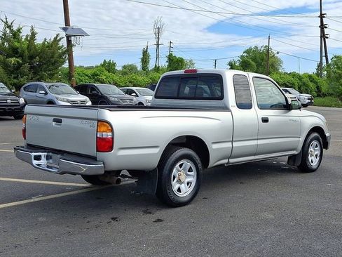 Used 2004 Toyota Tacoma 2WD Xtracab image 6