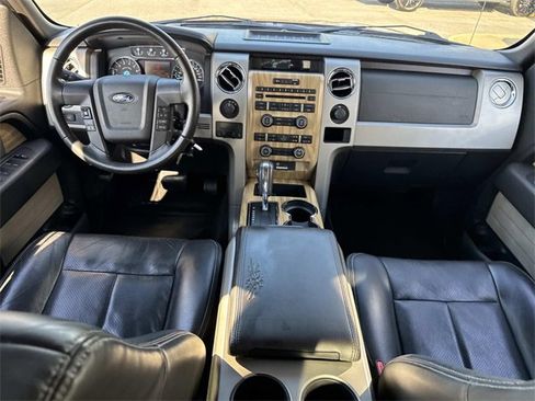 Used 2011 Ford F150 Lariat w/ Lariat Chrome Pkg image 16