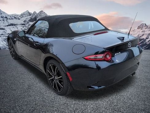 New 2025 MAZDA MX-5 Miata Grand Touring image 2