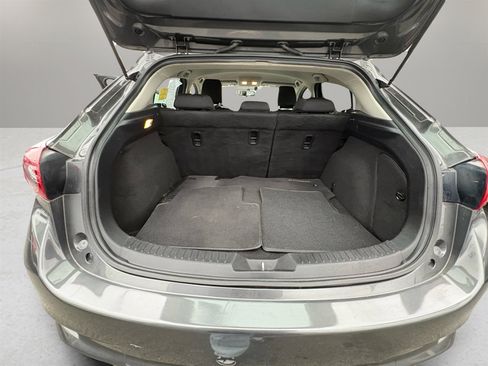 Used 2017 MAZDA MAZDA3 Sport image 32