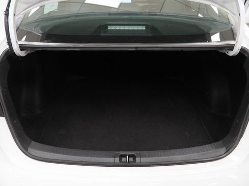 Used 2023 Toyota Corolla LE image 43