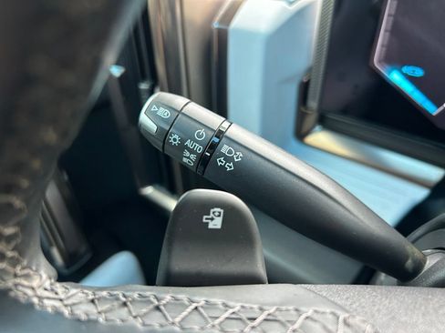 Used 2025 GMC Hummer EV 2X w/ LPO, Dark Essentials Package AWD/4WD image 61