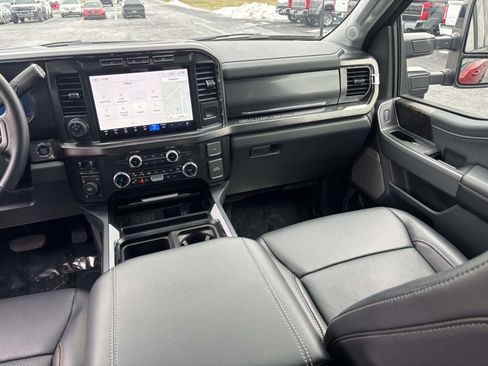 Certified 2024 Ford F250 Lariat w/ Lariat Ultimate Package image 34