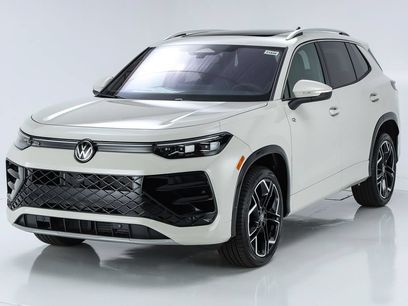 New 2026 Volkswagen Tiguan SEL R-Line