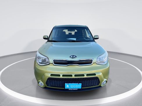 Used 2015 Kia Soul ! image 3