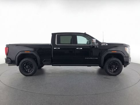 Used 2024 GMC Sierra 2500 Denali Ultimate AWD/4WD image 8