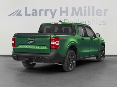 Used 2025 Ford Maverick XLT w/ XLT Luxury Package image 2