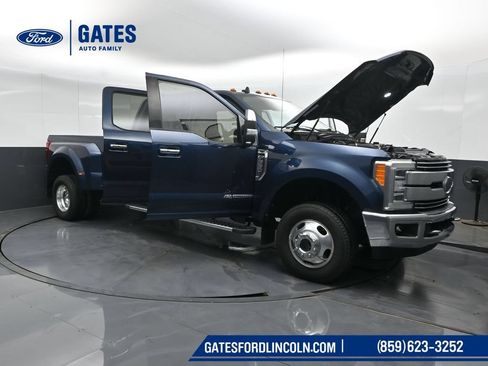 Used 2019 Ford F350 Lariat w/ Lariat Ultimate Package AWD/4WD image 58