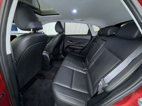Used 2024 Hyundai Kona Limited AWD/4WD image 4