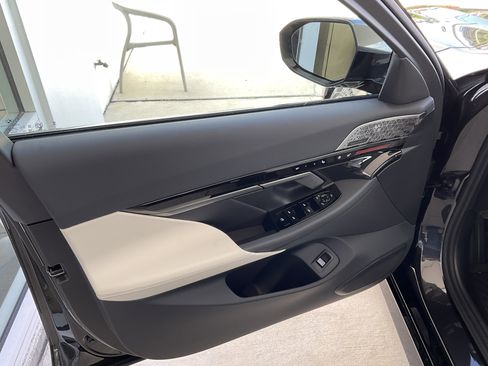 New 2026 BMW 530i w/ M Sport Package image 8