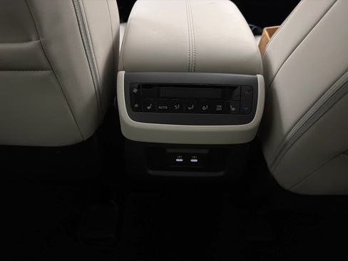 New 2026 Nissan Pathfinder SL w/ SL Premium Package FWD image 22