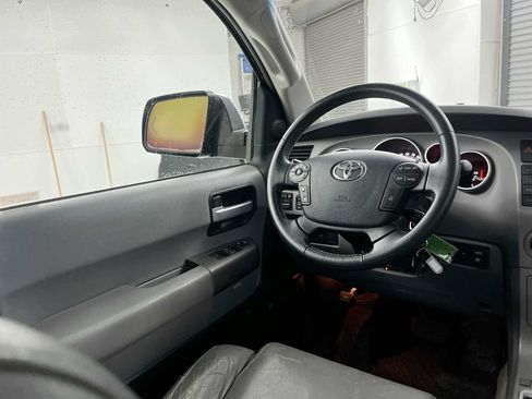 Used 2011 Toyota Sequoia Limited AWD/4WD image 15