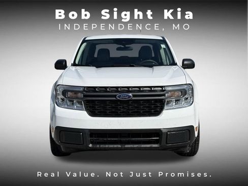 Used 2024 Ford Maverick XLT image 11