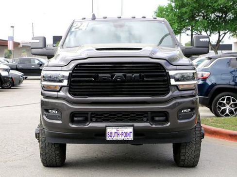 Used 2024 RAM 3500 Laramie w/ Night Edition image 8