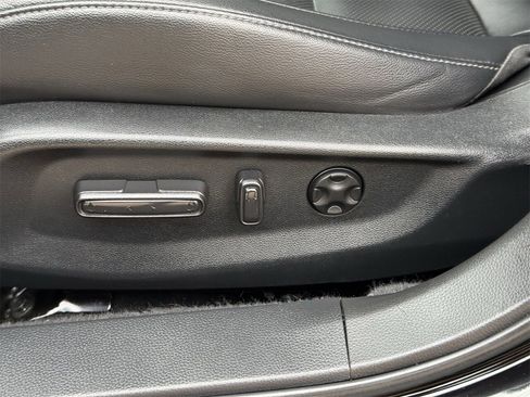 Used 2022 Honda Accord EX-L image 26