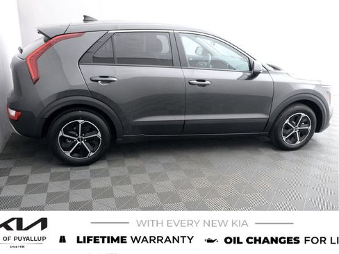 New 2026 Kia Niro LX FWD image 4