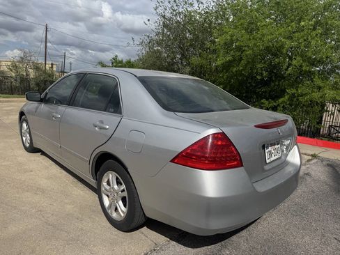 Used 2007 Honda Accord EX image 5