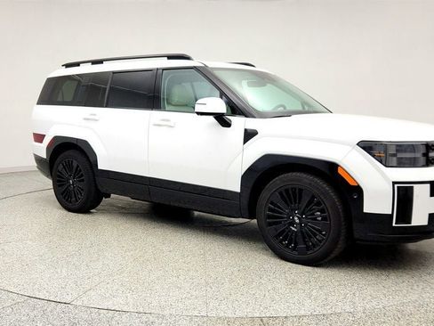 Used 2025 Hyundai Santa Fe Calligraphy AWD/4WD image 3