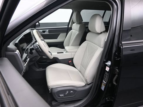Certified 2025 Hyundai Santa Fe SEL AWD/4WD image 21