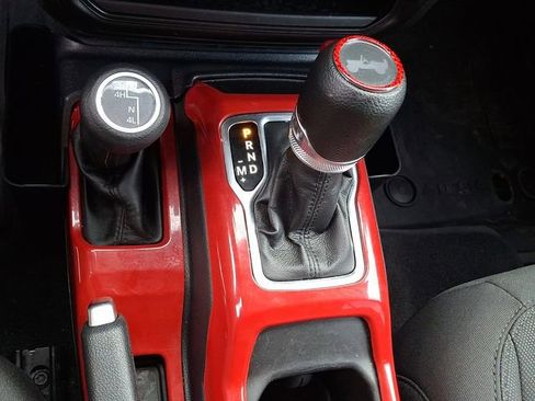 Used 2023 Jeep Wrangler Sport S image 15