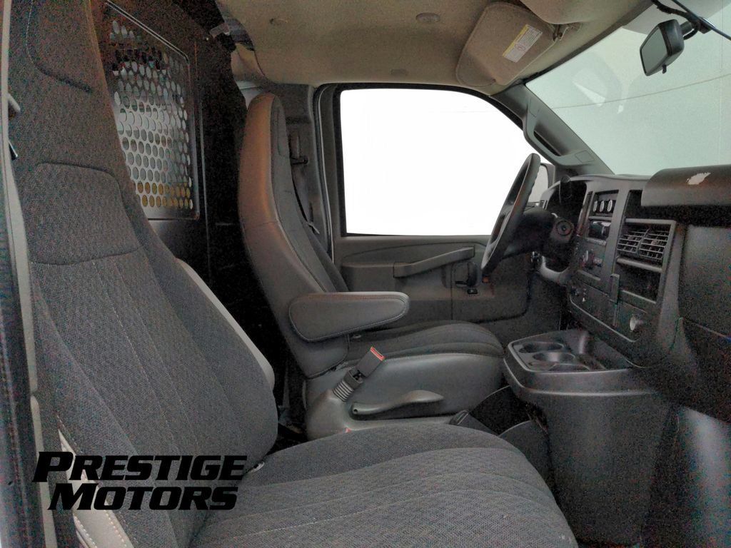Used 2020 GMC Savana 2500 w/ Driver Convenience Package RWD image 27