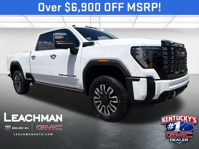 New 2026 GMC Sierra 2500 4x4 Crew Cab Denali Ultimate w/ LPO, Black Badging Package