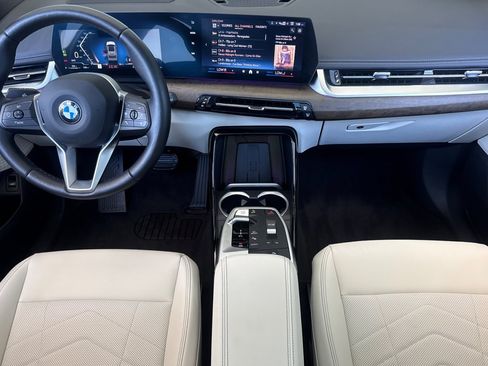 Used 2026 BMW X1 xDrive28i w/ Technology Package AWD/4WD image 26
