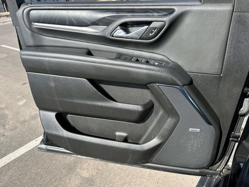 Used 2021 GMC Yukon Denali AWD/4WD image 23
