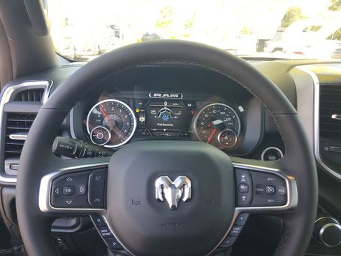 New 2026 RAM 1500 Big Horn AWD/4WD image 14