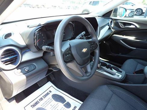 Certified 2024 Chevrolet Trax LS FWD image 15