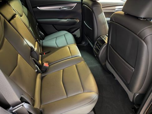 Certified 2022 Cadillac XT5 Luxury FWD image 43