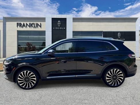 Certified 2022 Lincoln Nautilus Black Label w/ Cargo Utility Package AWD/4WD image 4