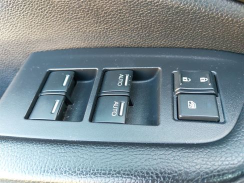 Used 2016 Honda Pilot Elite image 37