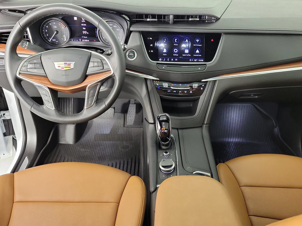 Used 2024 Cadillac XT5 Premium Luxury w/ Technology Package FWD image 14