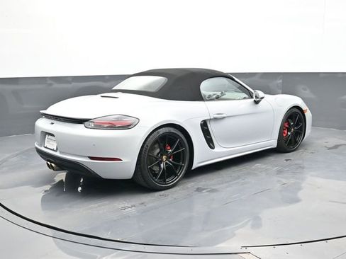 Certified 2024 Porsche 718 Boxster S RWD image 19