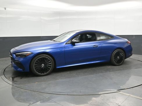 Used 2024 Mercedes-Benz CLE 300 4MATIC Coupe image 9