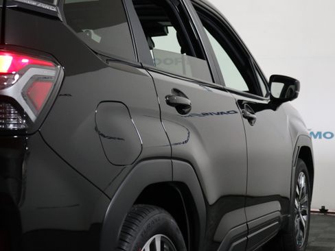 Used 2026 Subaru Forester Touring AWD/4WD image 5