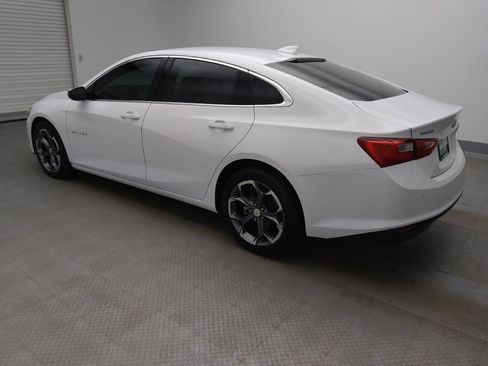 Used 2024 Chevrolet Malibu LT image 3