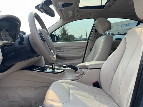 Used 2012 BMW 328i Sedan w/ Premium Pkg image 29