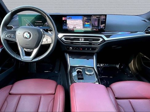 Used 2023 BMW 330i xDrive Sedan w/ Premium Package AWD/4WD image 7